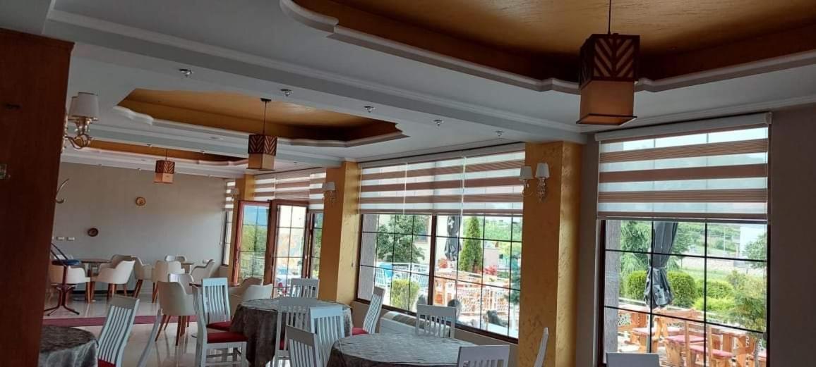 Hotel Vila Toska Piskupat Luaran gambar